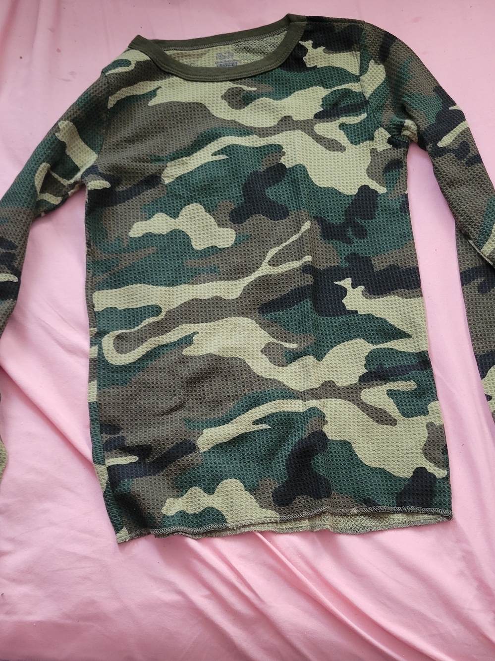 Camo Thermal Long Sleeve Top XL 14/16 Fruit of The Loom